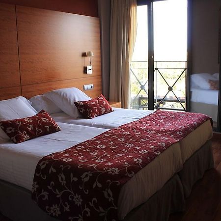 Hotel Restaurante El Tollo Утьєль Екстер'єр фото