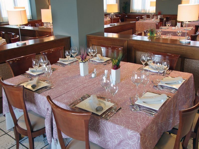 Hotel Restaurante El Tollo Утьєль Екстер'єр фото